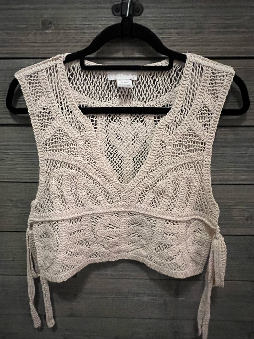 House of Harlow 1960 Cream Crochet Crop Tank